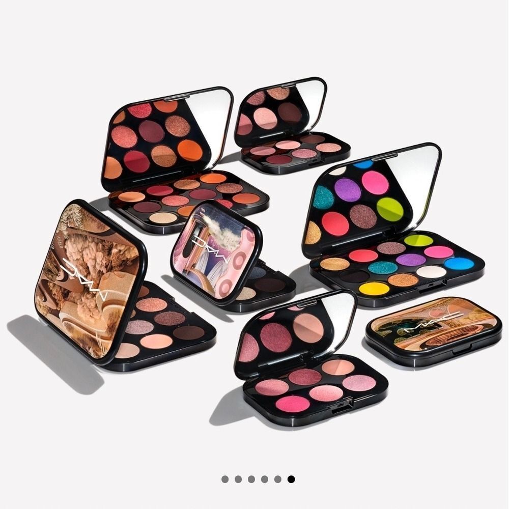 MAC Connect In Colour Eye Shadow Palette: Embedded in Burgundy - Picture 6 of 6